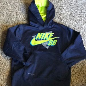 COPY - Nike boys hoodie!